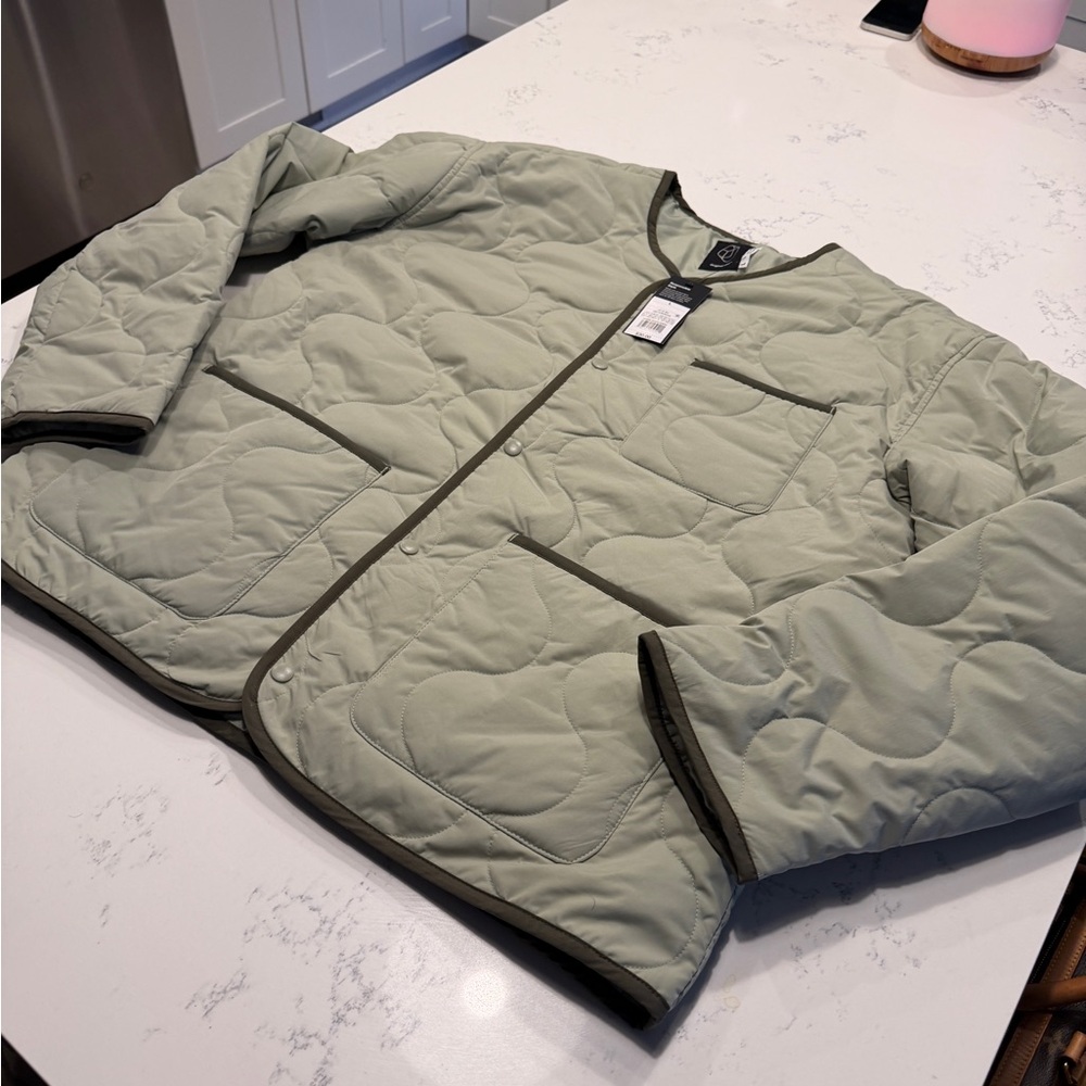 Quilted Jacket with Dark Trim bomber Liner NWT